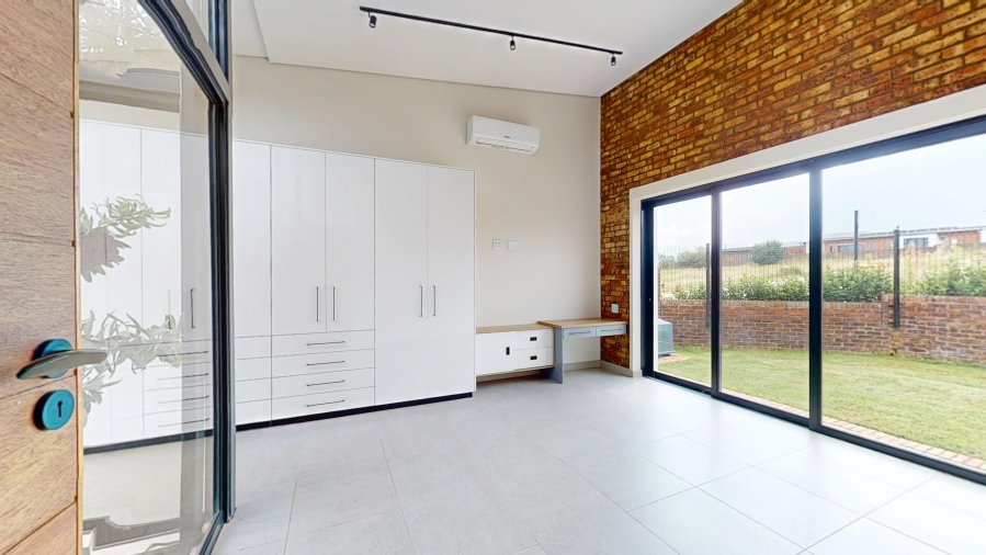 3 Bedroom Property for Sale in Helderzicht Eco Estate North West